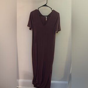 Super comfy purple tshirt dress with pockets!